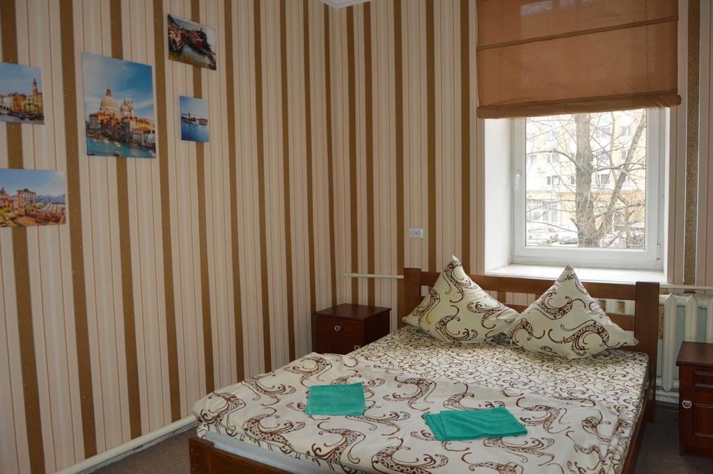 Lviv Lucky Hostel Exterior photo